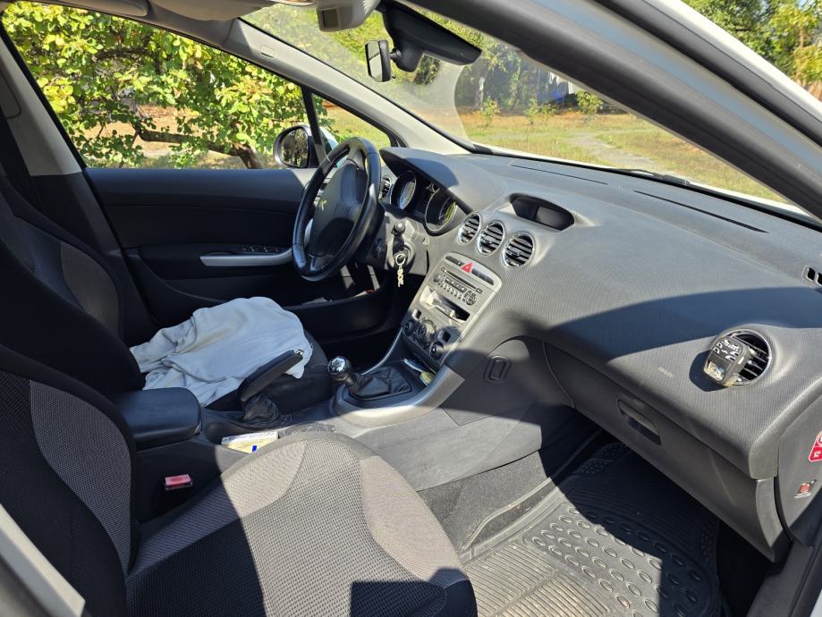 Peugeot 308 1,4 16V VTi,prvi vl. kupljen u hr,top stanje!!!, pogled izvana - slika 4