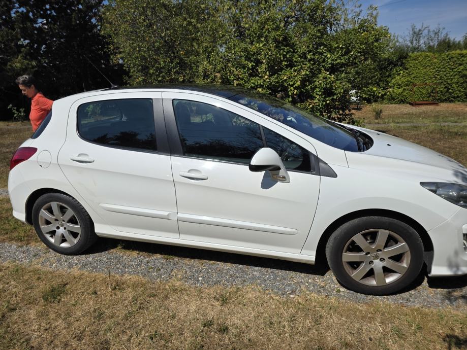 Peugeot 308 1,4 16V VTi,prvi vl. kupljen u hr,top stanje!!!, pogled izvana - slika 3