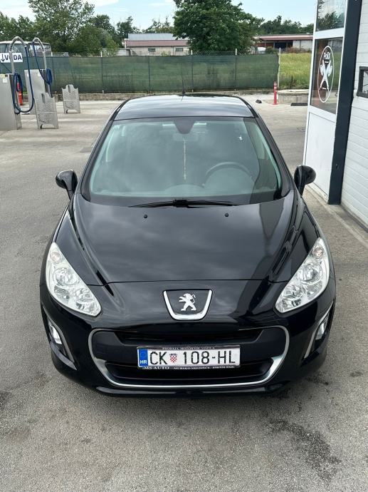 Peugeot 308 1,4 16V VTi, fotografija 2