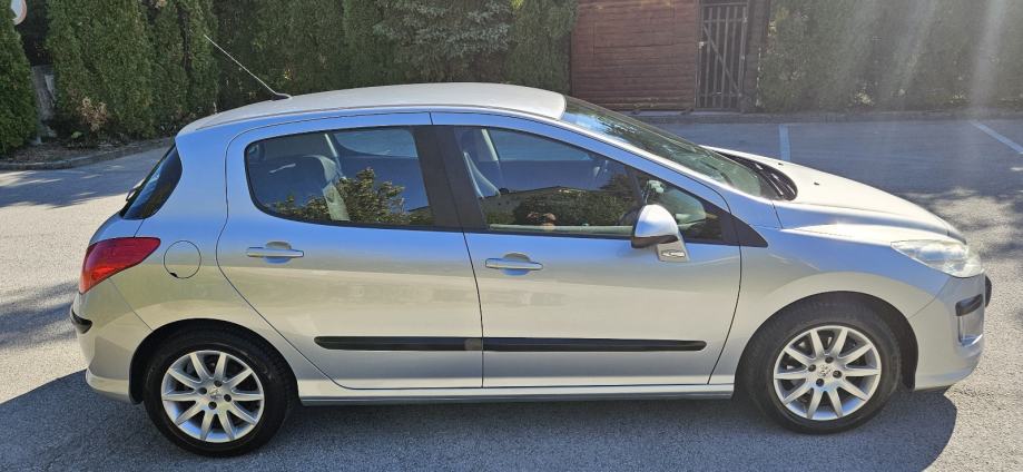 Peugeot 308 1.4i 105 000 KILOMETARA NIJE UVOZ, fotografija 9
