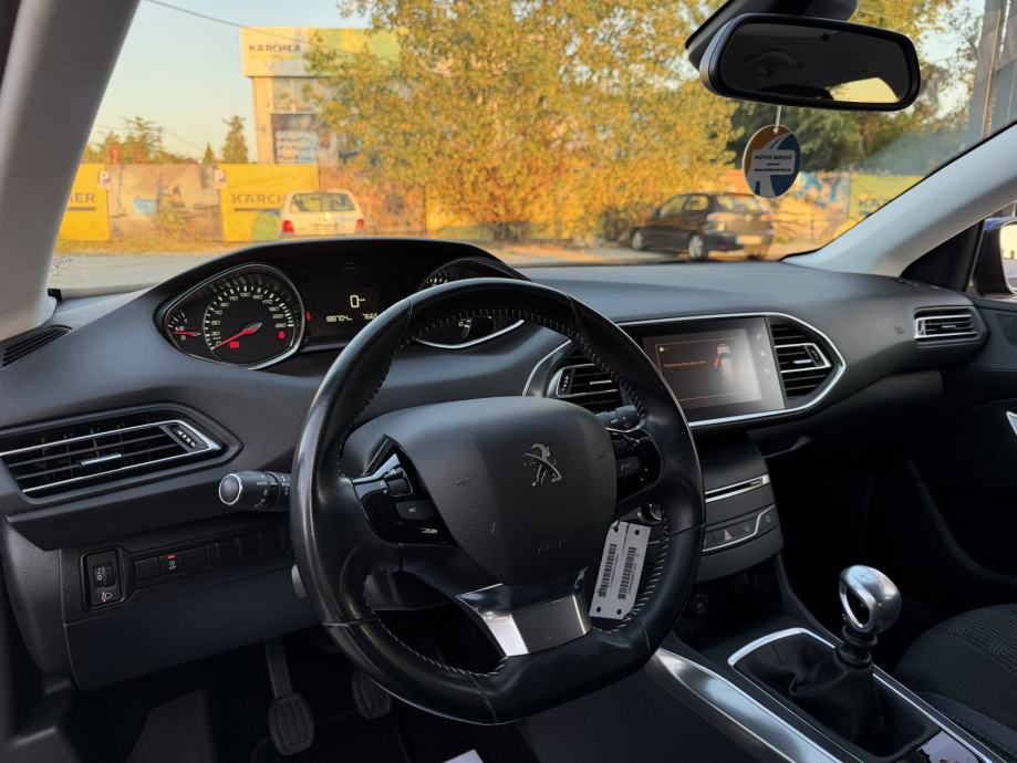 Peugeot 308 1,5 BlueHDi ALLURE -POTVRDA KM/JAMSTVO-NAVI-LED-MOD.2020, fotografija 14