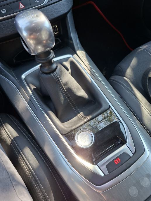 Peugeot 308 1,5 BlueHDi Alure, fotografija 10