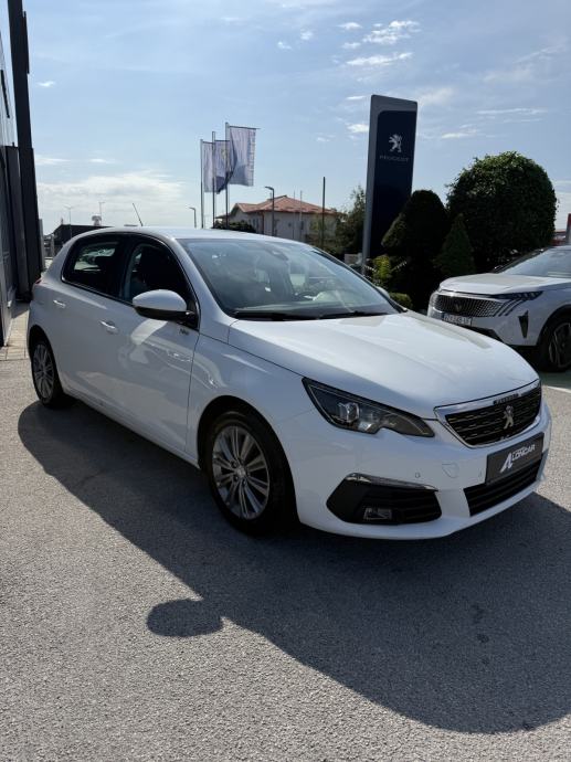 Peugeot 308 1,5 BlueHDi, fotografija 2