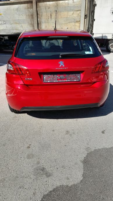 Peugeot 308 1,5 BlueHDi, fotografija 3