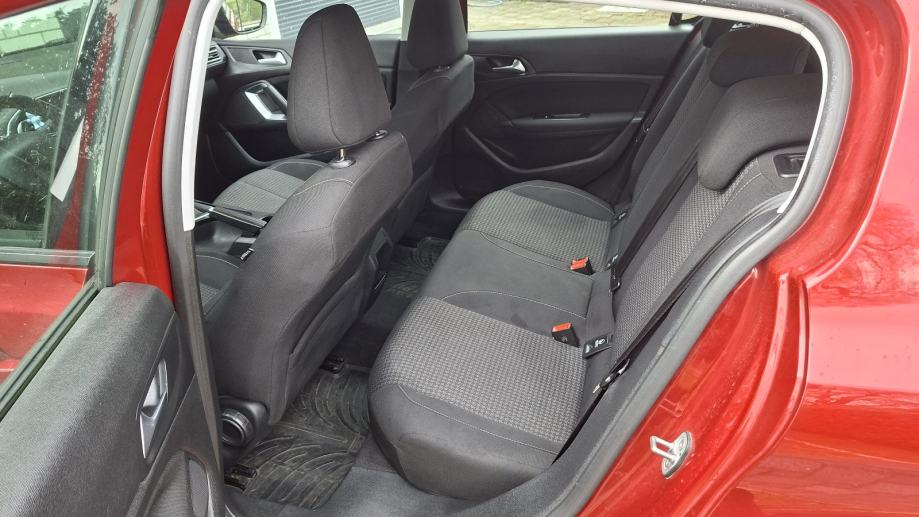 Peugeot 308 1,5 BlueHDi, fotografija 17