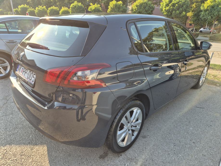 Peugeot 308 1,5 BlueHDi, fotografija 19
