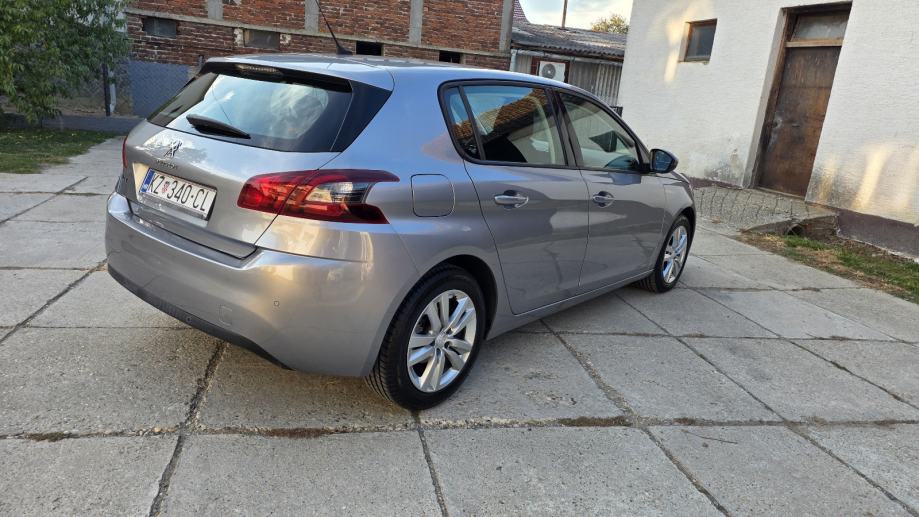 Peugeot 308 1,5 BlueHDi, fotografija 4