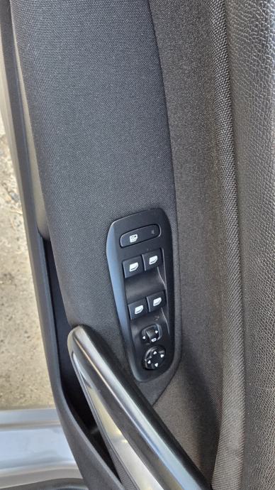 Peugeot 308 1,5 BlueHDi, fotografija 10