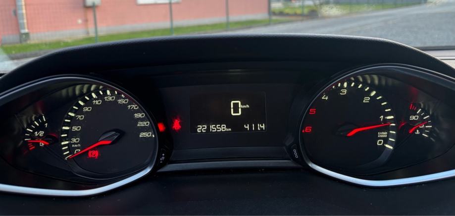 Peugeot 308 1,6 BlueHDi 2015g. Reg do 05/27 u sustavu PDV-a, fotografija 2