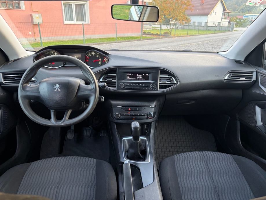 Peugeot 308 1,6 BlueHDi 2015g. Reg do 05/27 u sustavu PDV-a, fotografija 5