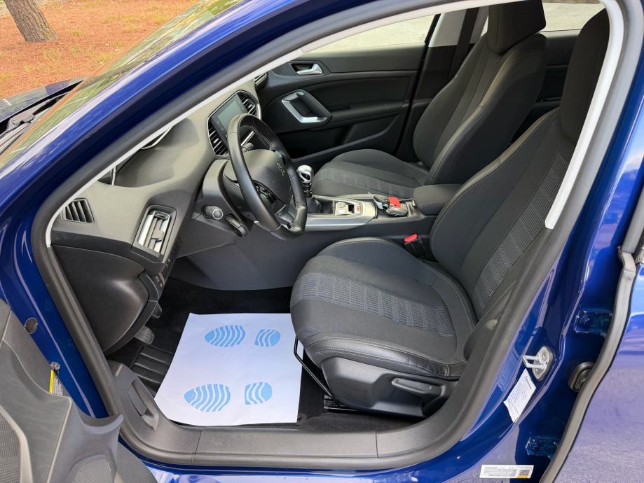 Peugeot 308 1,6 BlueHDi ALLURE OPREMA!!!, fotografija 13