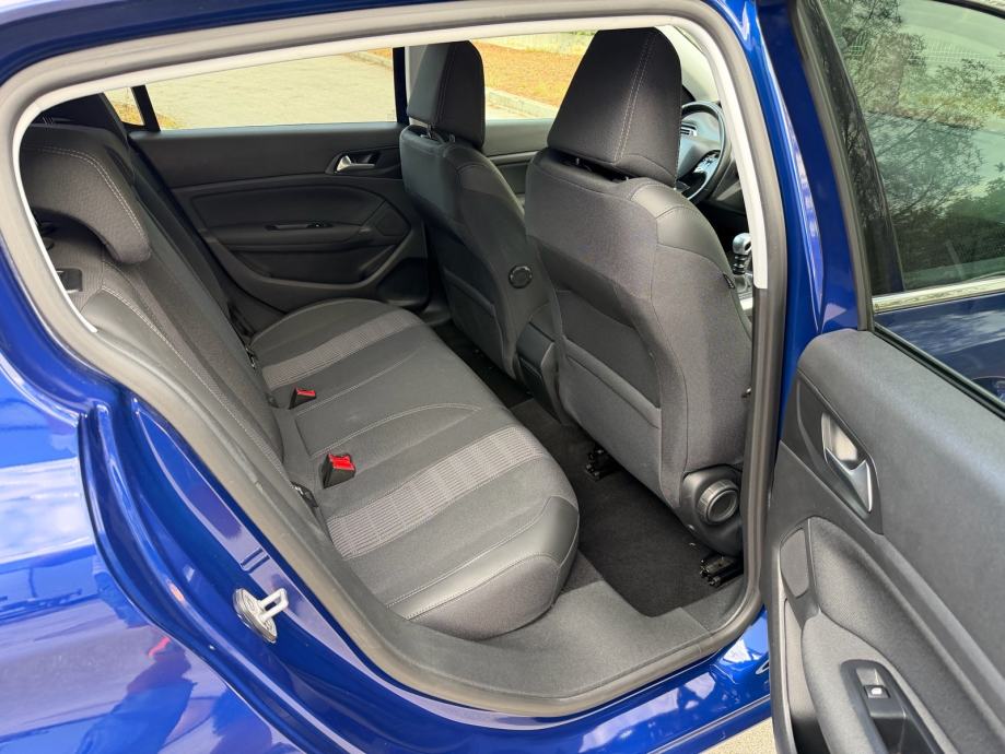 Peugeot 308 1,6 BlueHDi ALLURE OPREMA!!!, fotografija 18