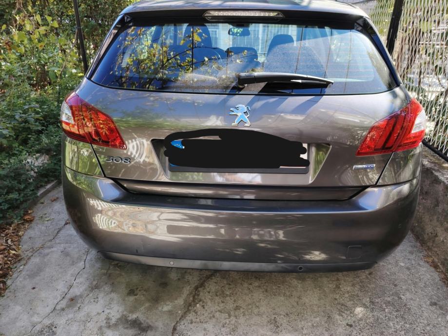 Peugeot 308 1,6 BlueHDi automatik, fotografija 14