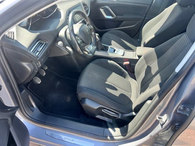 Peugeot 308 1.6 BlueHDI, fotografija 9