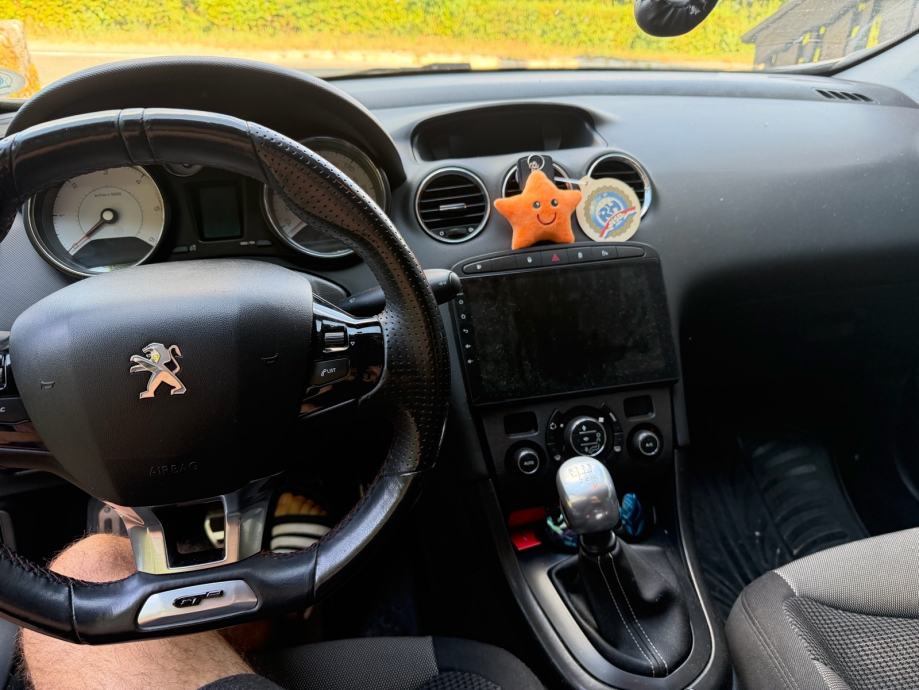 Peugeot 308 1.6 HDi 82 kw cijena dogovor registriran do 28.09.2027, fotografija 4