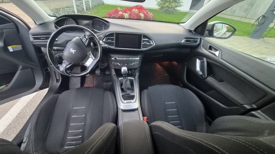 Peugeot 308 1,6 e-HDi, fotografija 9