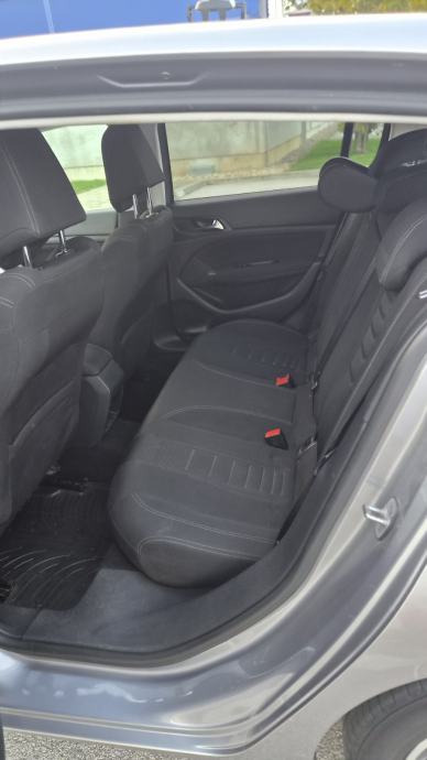 Peugeot 308 1,6 e-HDi, fotografija 10