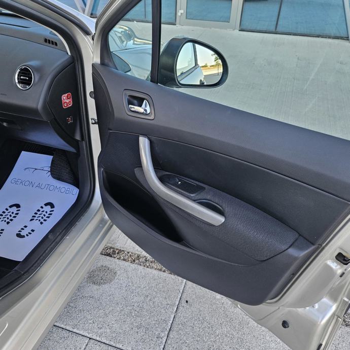 Peugeot 308 1,6 HDi 2008 80 KW 6 BRZINA, pogled izvana - slika 4