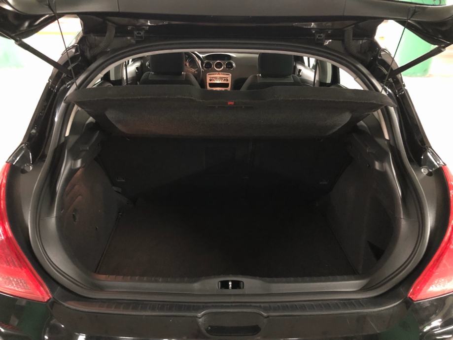 Peugeot 308 1,6 HDi FULL OPREMA PRVI LAK SAČUVAN JAKO 3 KLJUCA, fotografija 19