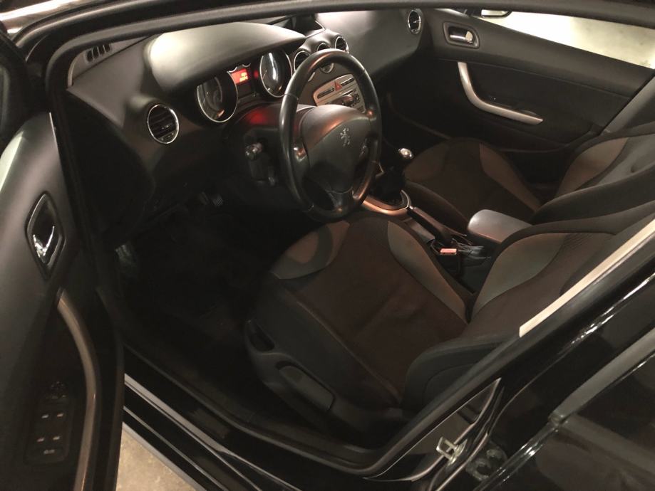 Peugeot 308 1,6 HDi FULL OPREMA PRVI LAK SAČUVAN JAKO 3 KLJUCA, fotografija 11