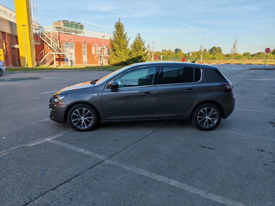 Peugeot 308 1,6 HDi, navigacija, alu felge.., fotografija 2