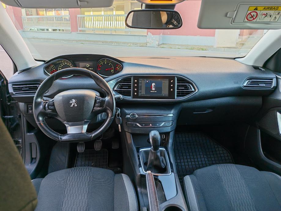 Peugeot 308 1,6 HDi, navigacija, alu felge.., fotografija 11