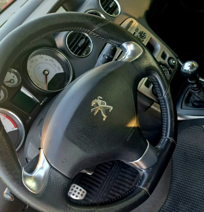 Peugeot 308 1,6 HDi, registriran do 02/2027, fotografija 7