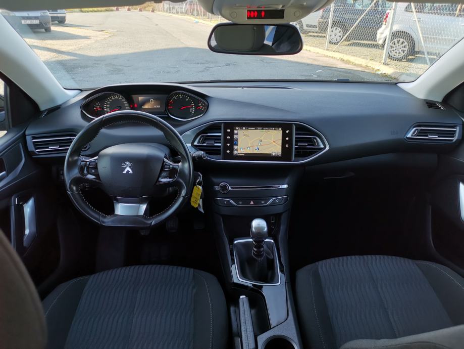 Peugeot 308 1,6 HDi servisna, NAVI, tempomat, odličan