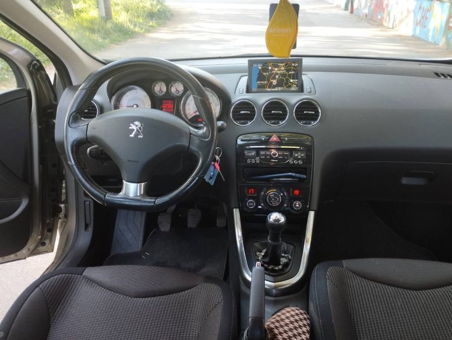 peugeot 308 1,6 hdi - Mladá Boleslav | Bazoš.cz