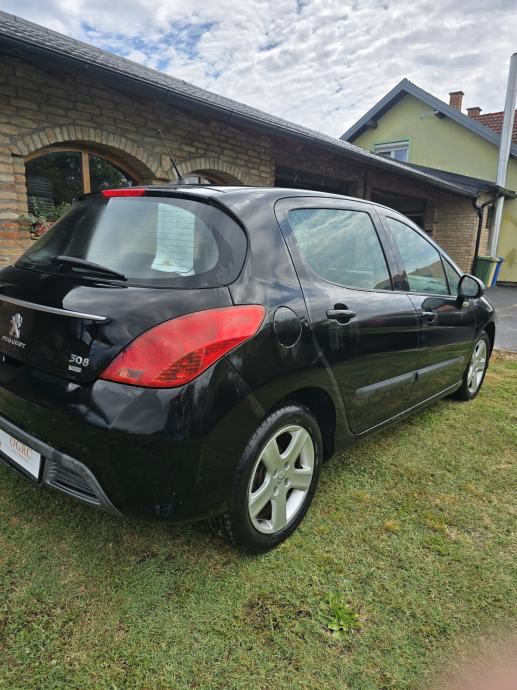 Peugeot 308 1,6 HDi, fotografija 12