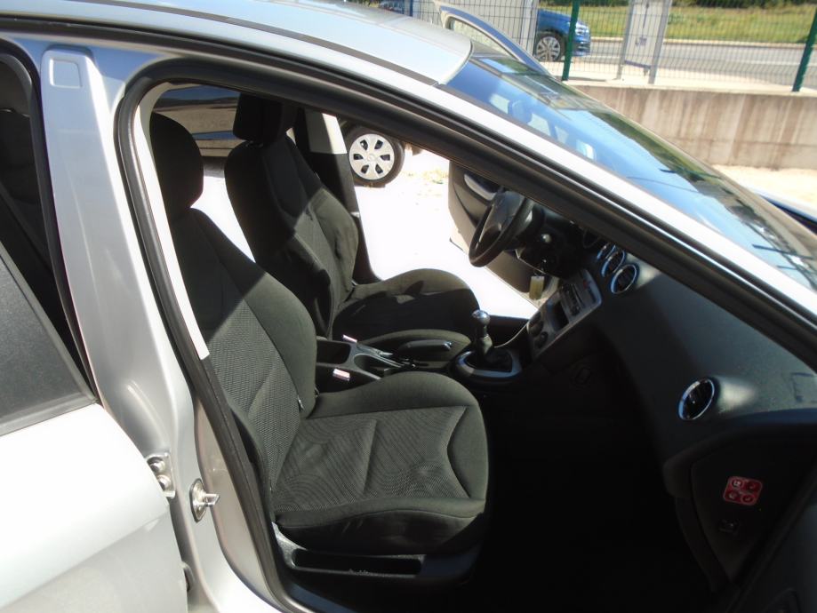 Peugeot 308 1,6 HDi, fotografija 10