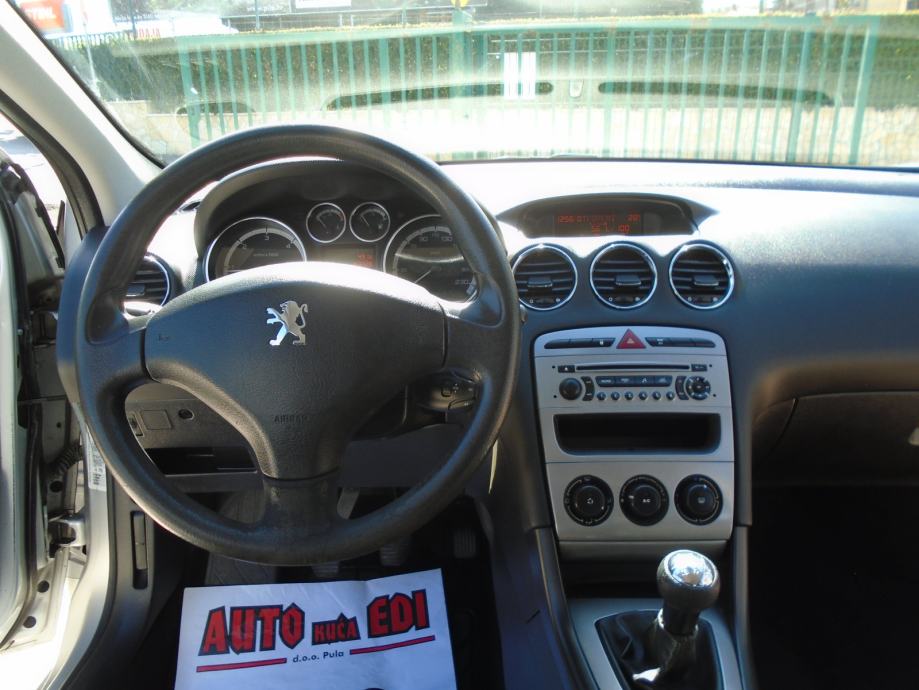 Peugeot 308 1,6 HDi, fotografija 9