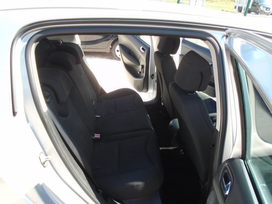 Peugeot 308 1,6 HDi, fotografija 11