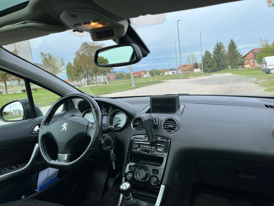 Peugeot 308 1,6 HDi, reg. 06/27, Allure oprema, fotografija 6