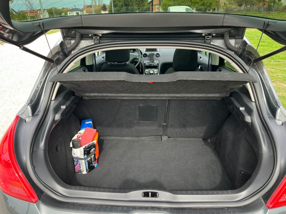 Peugeot 308 1,6 HDi, reg. 06/27, Allure oprema, fotografija 9
