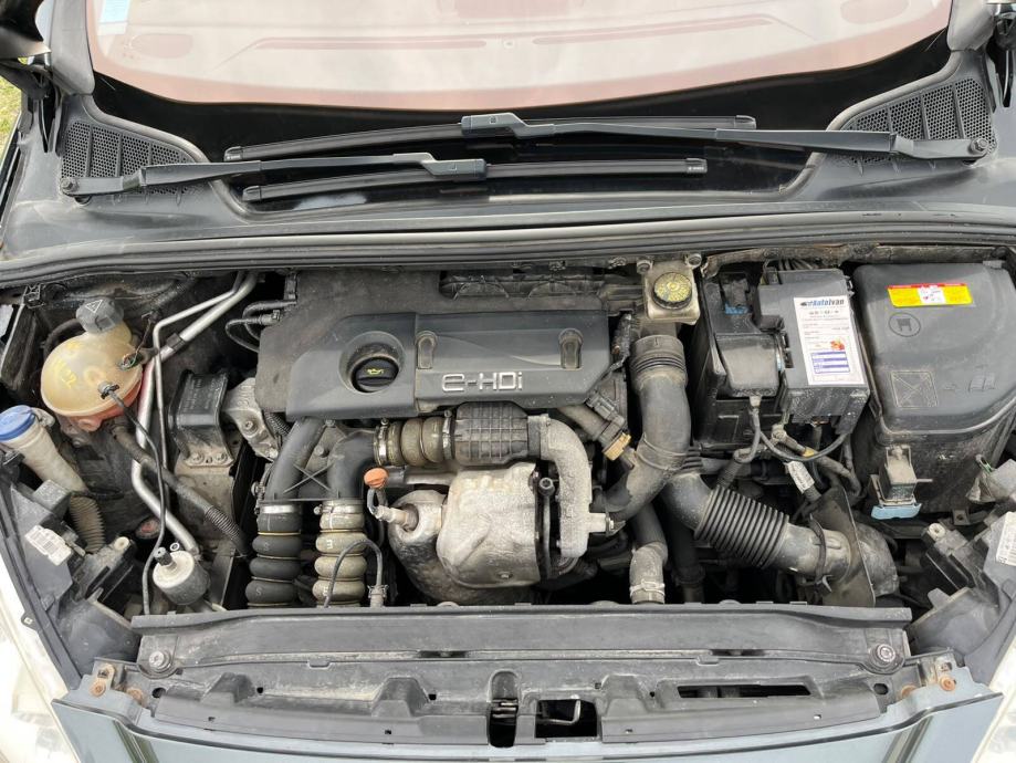 Peugeot 308 1,6 HDi, reg. 06/27, Allure oprema, fotografija 10