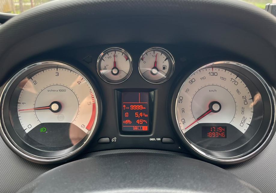 Peugeot 308 1,6 HDi, reg. 06/27, Allure oprema, fotografija 11
