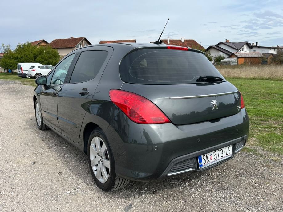 Peugeot 308 1,6 HDi, reg. 06/27, Allure oprema, fotografija 4