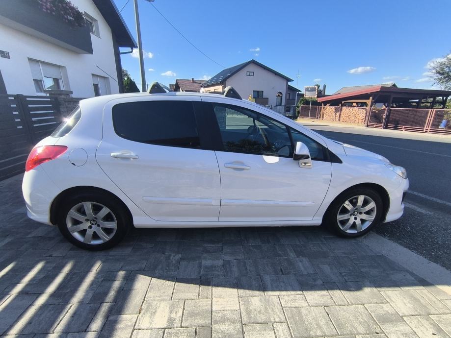 Peugeot 308 1,6 HDi, fotografija 6