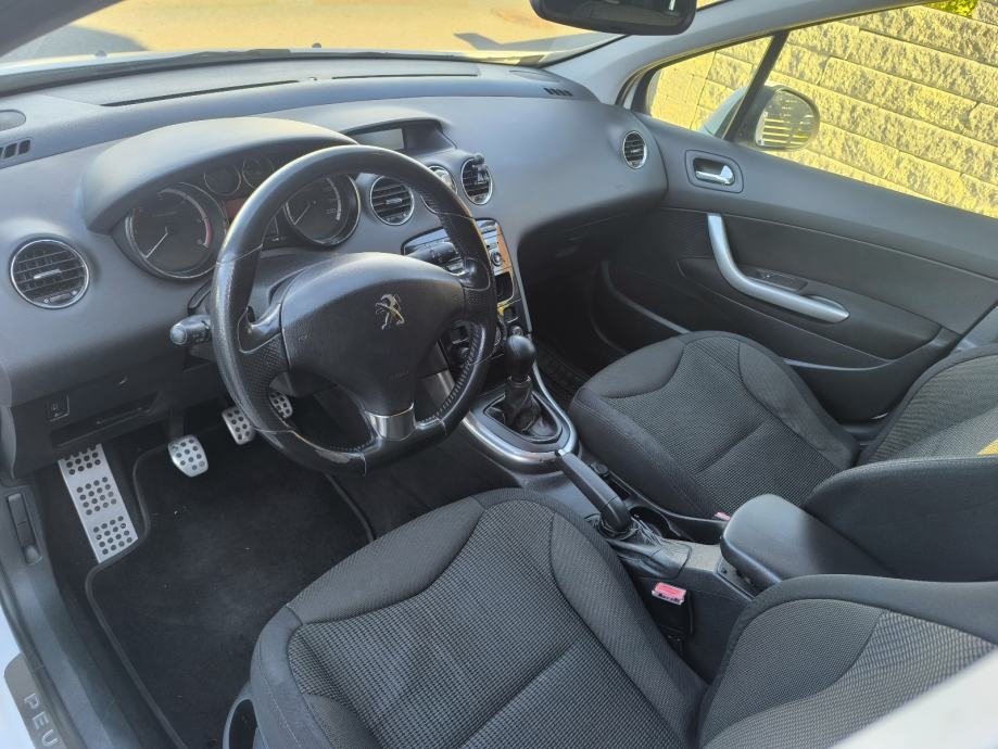 Peugeot 308 1,6 HDi, fotografija 14