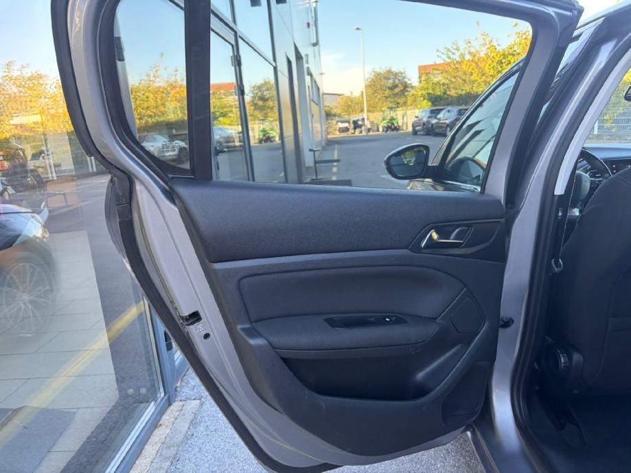 PEUGEOT 308 1.6 HDI, fotografija 15