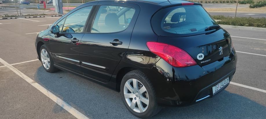 Peugeot 308 1,6 HDi, fotografija 4