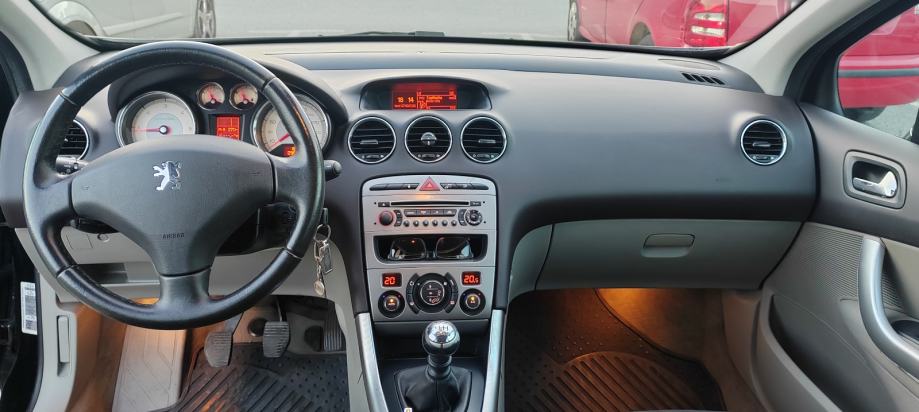 Peugeot 308 1,6 HDi, fotografija 9