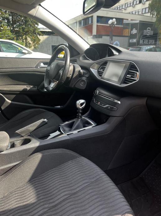 Peugeot 308 1,6 HDi, fotografija 10