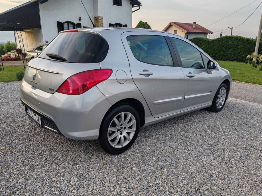 Peugeot 308 1,6 HDi Sportium, fotografija 4