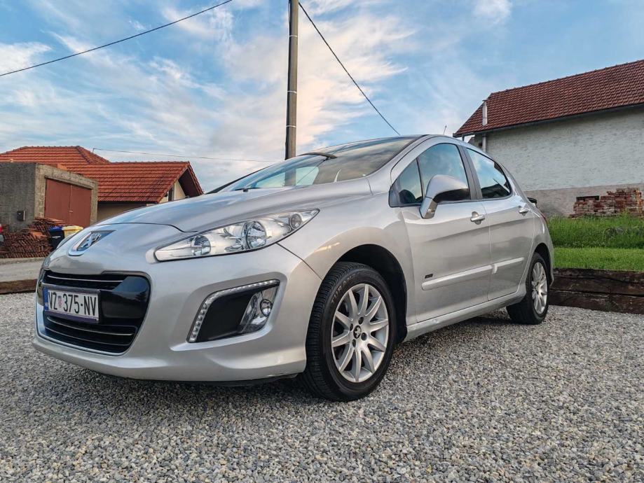 Peugeot 308 1,6 HDi Sportium, fotografija 8