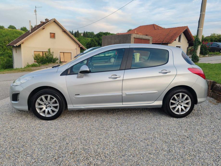 Peugeot 308 1,6 HDi Sportium, fotografija 7