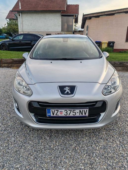 Peugeot 308 1,6 HDi Sportium, fotografija 5
