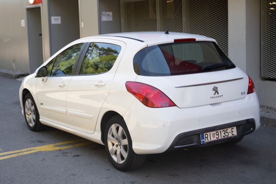 Peugeot 308 1.6 HDi Style (2013.) – 176.000 km, fotografija 8