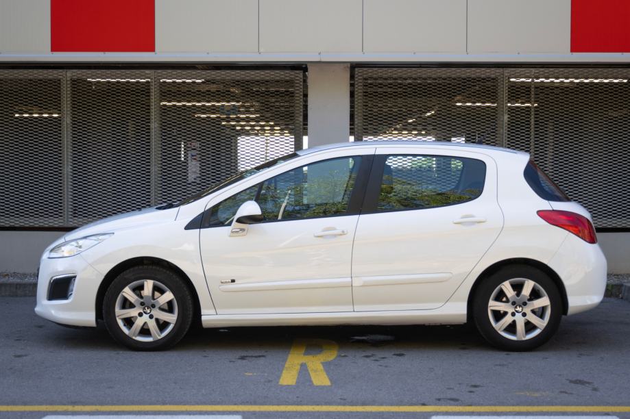 Peugeot 308 1.6 HDi Style (2013.) – 176.000 km, fotografija 3